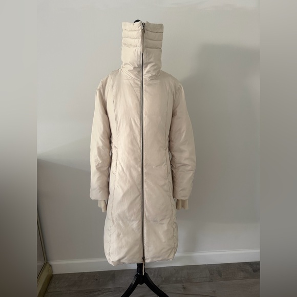 BCBGMaxAzria Cream Down Puffer Jacket - Picture 2 of 13